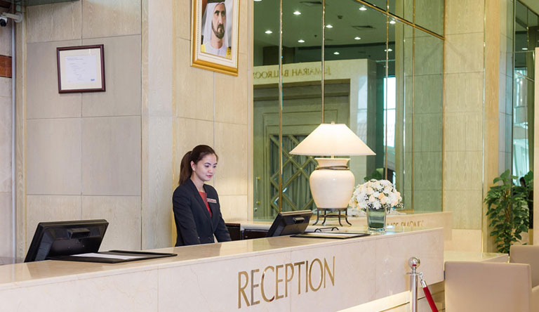 crowne-plaza-reception